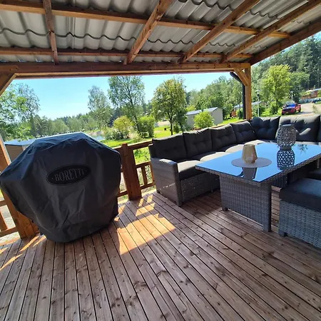 Camping Chalet Bosrand 21 - Hondvriendelijk 6-pers chalet afsluitbaar terras en uitzicht op meer Nunspeet